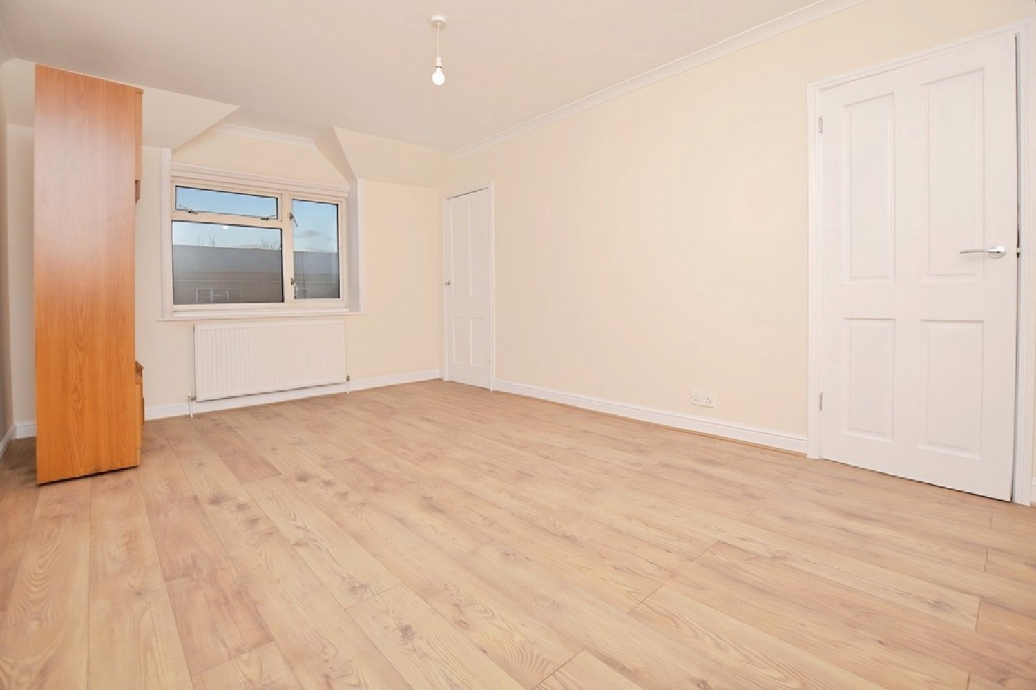 4 bedroom House for Letting Walton Road, Woking, Surrey