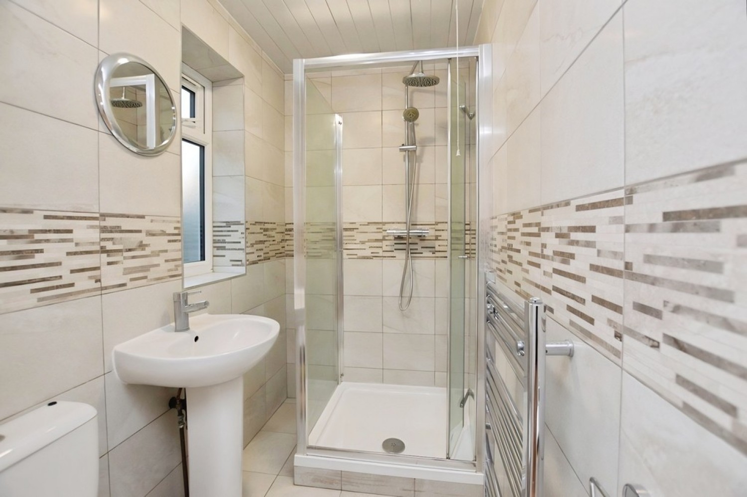 4 bedroom House for Letting Walton Road, Woking, Surrey