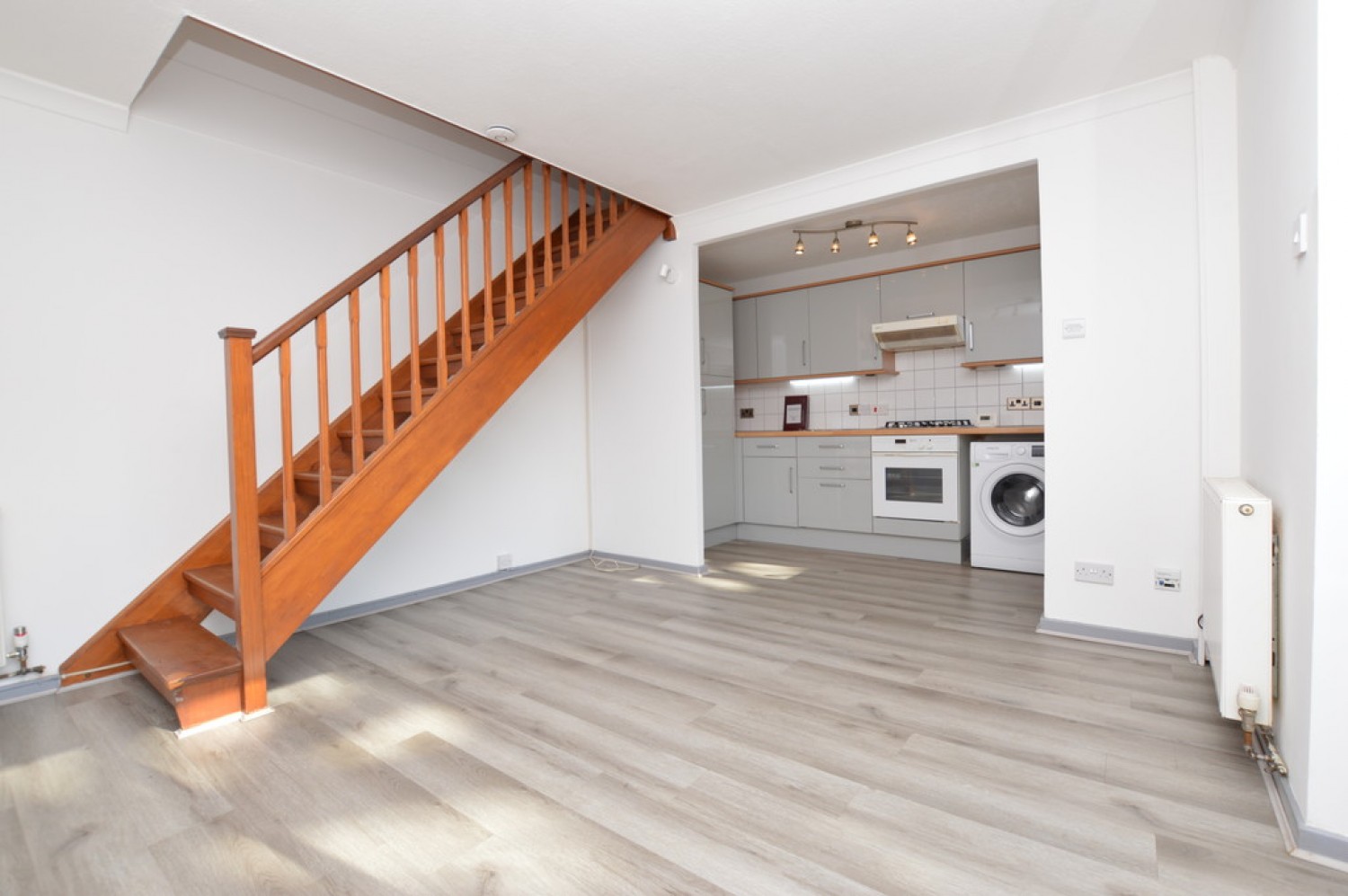 1 bedroom House for Letting Wych Hill Park, Woking, Surrey