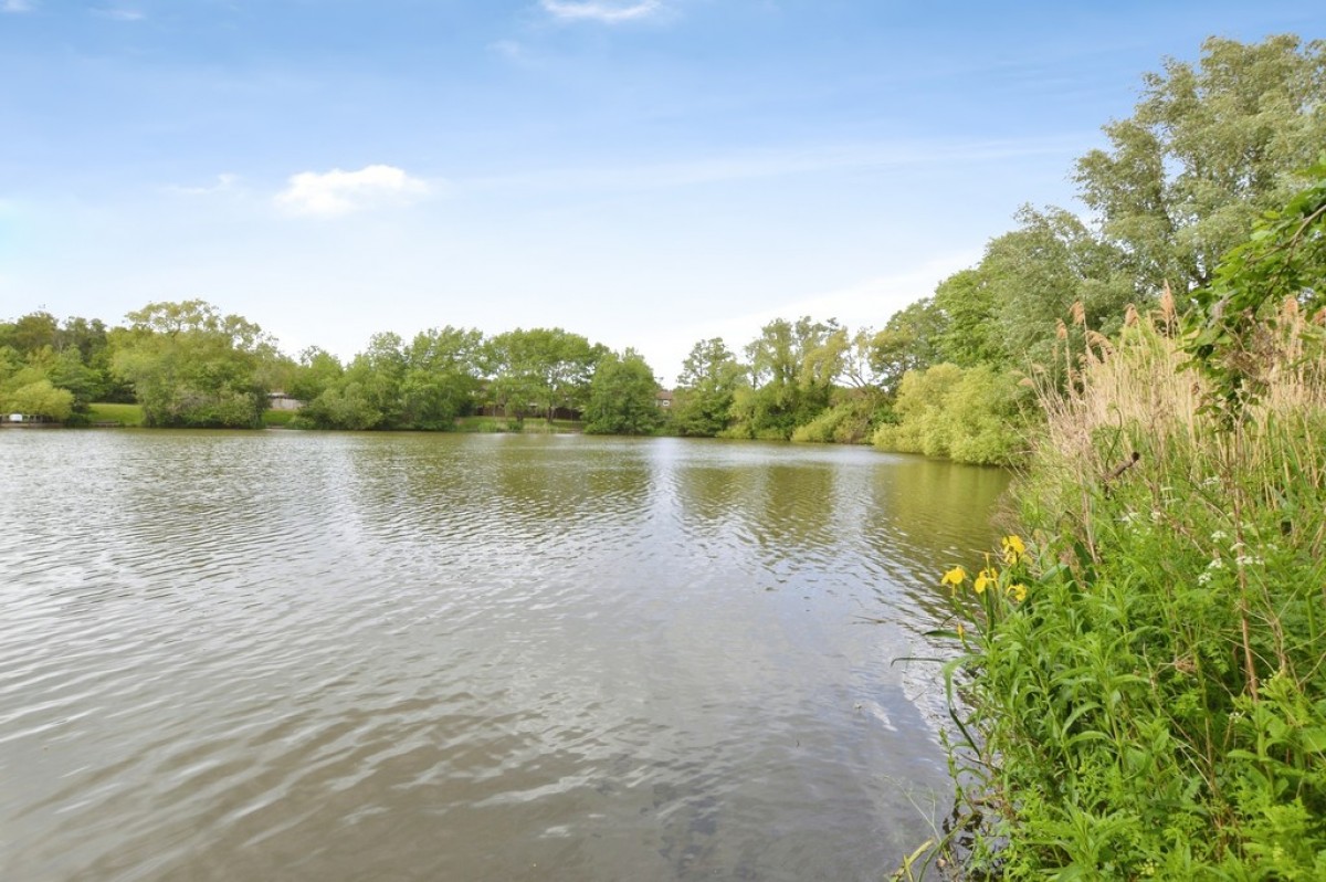 Veryan, Woking, Surrey