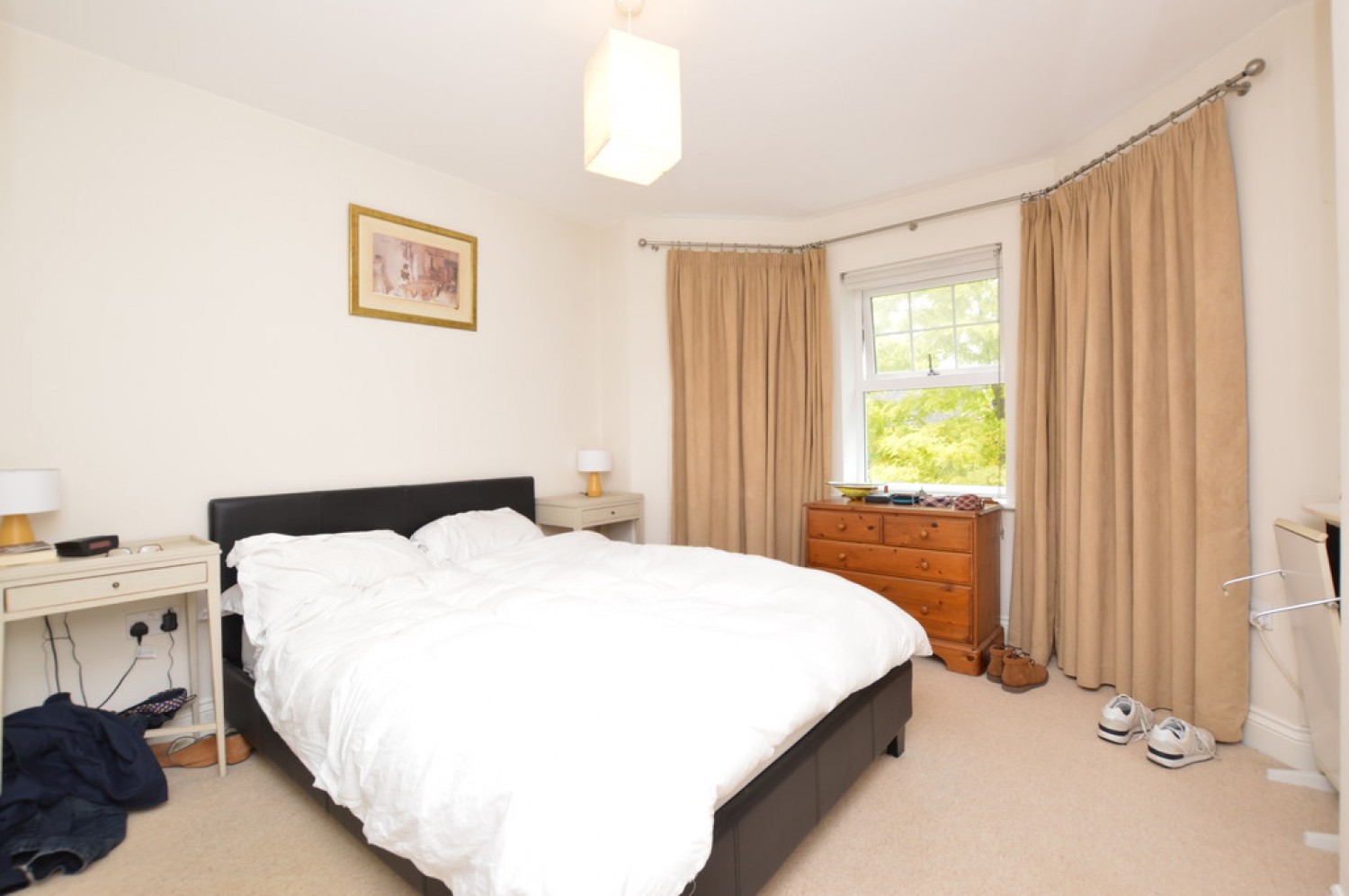 Pembroke Road, Woking