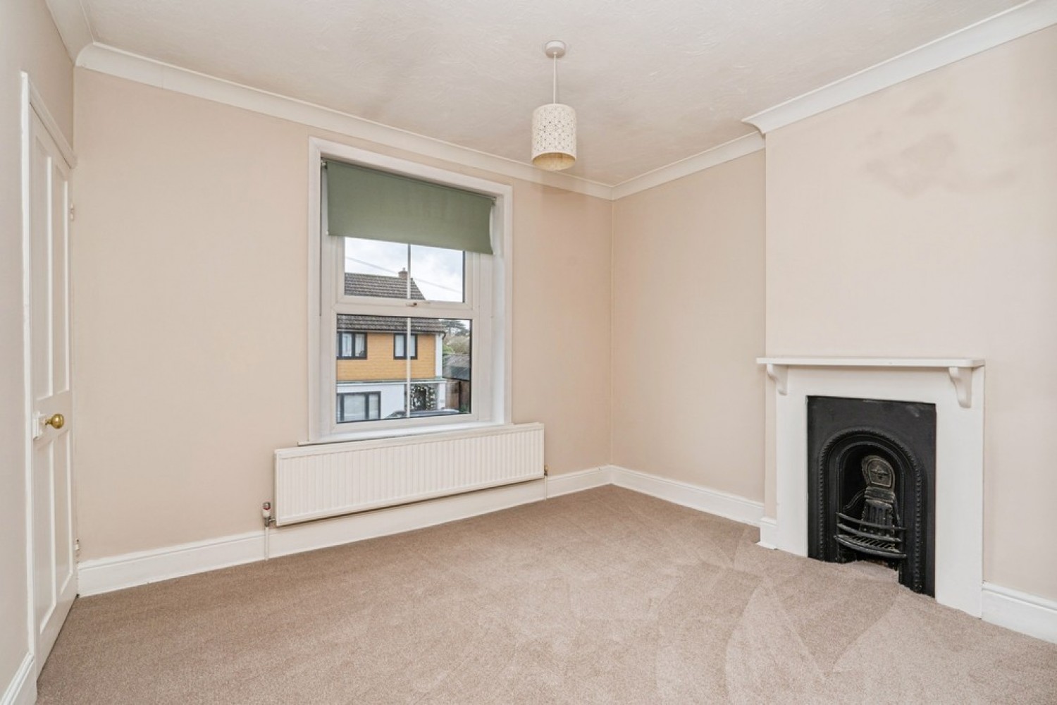 3 bedroom House for Letting Knaphill, Woking, Surrey