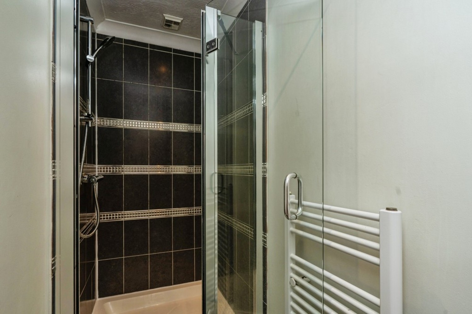 3 bedroom House for Letting Knaphill, Woking, Surrey