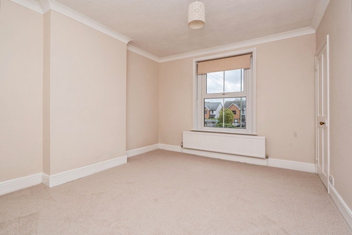 3 bedroom House for Letting Knaphill, Woking, Surrey