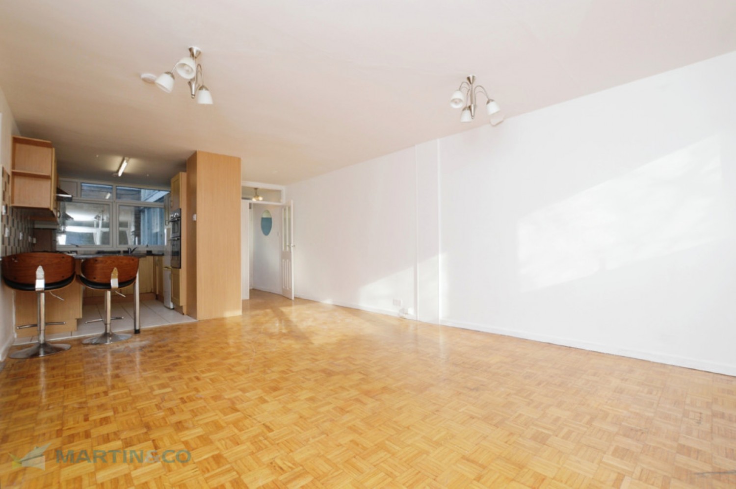 2 bedroom Flat in Hill View Court, Woking, Surrey