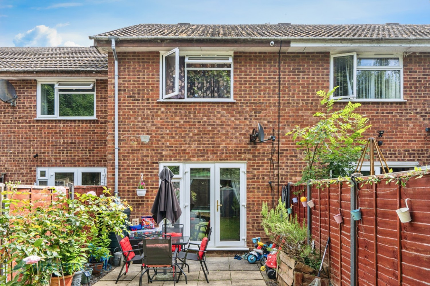 Oakfield, Woking, Surrey
