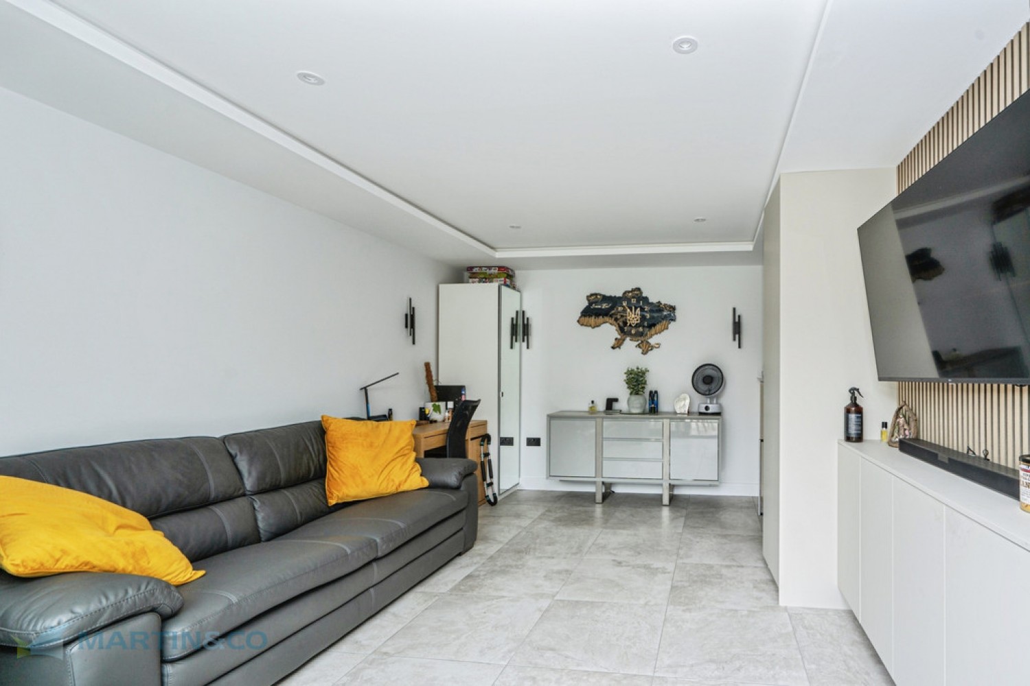 3 bedroom House for Sale Selwood Road, Woking, Surrey