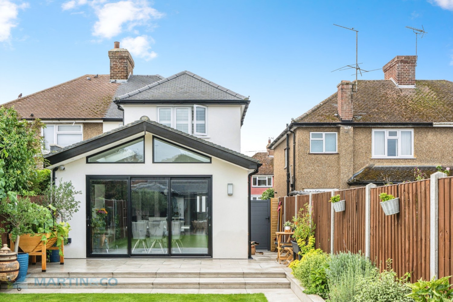 3 bedroom House for Sale Selwood Road, Woking, Surrey