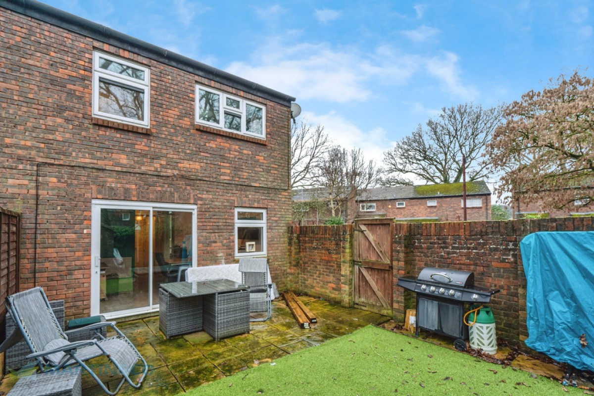 Pearl Court, Woking, Surrey