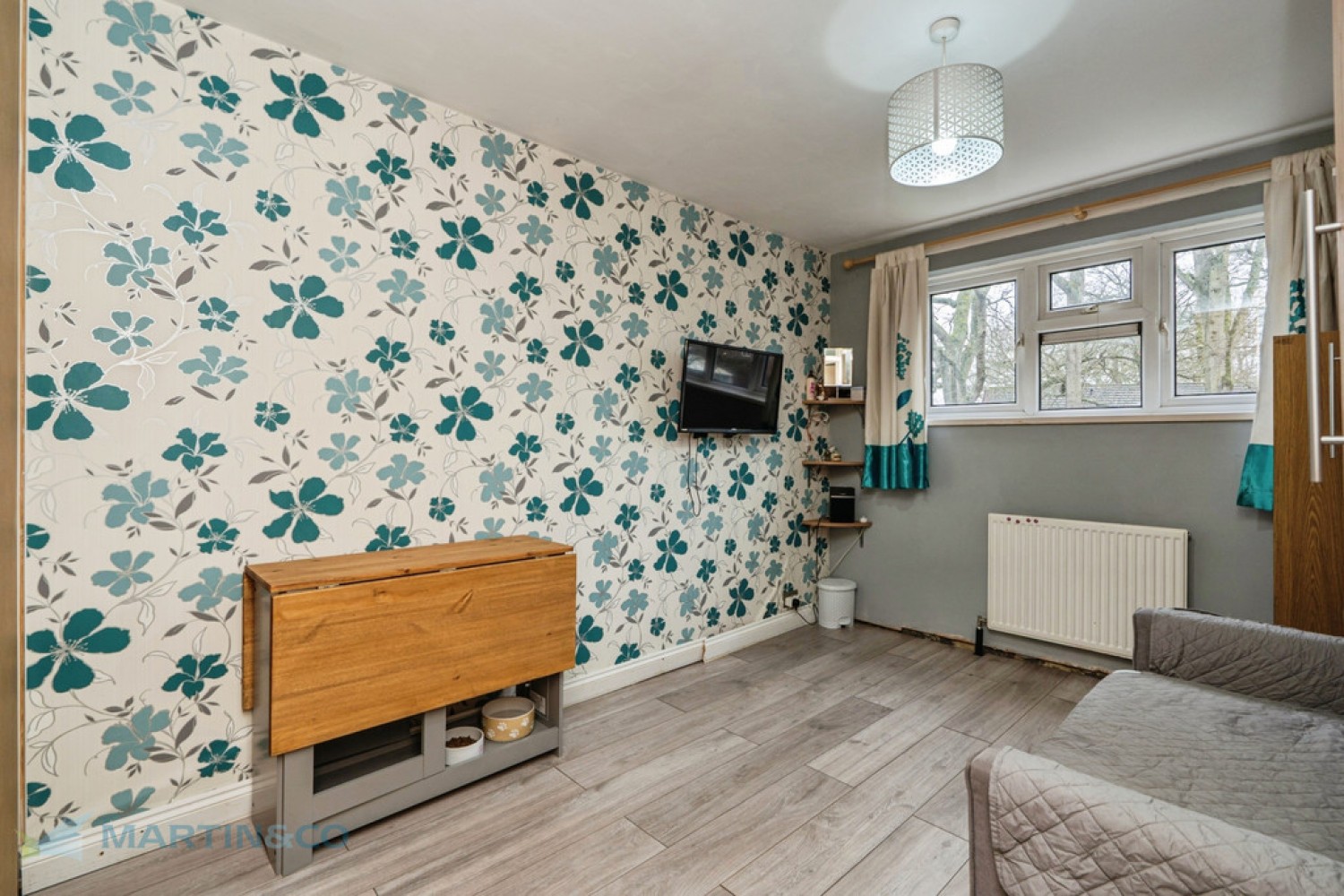 2 bedroom House in Pearl Court, Woking, Surrey