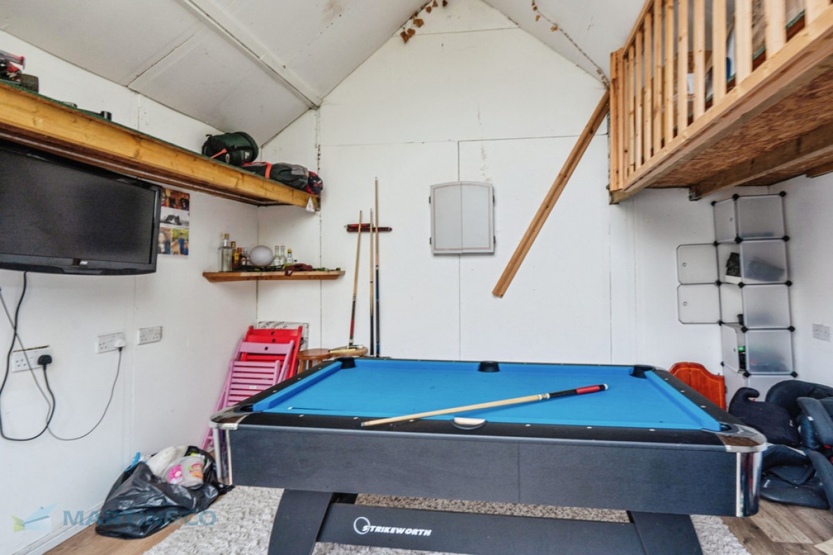 Lavender Road, Woking, Surrey