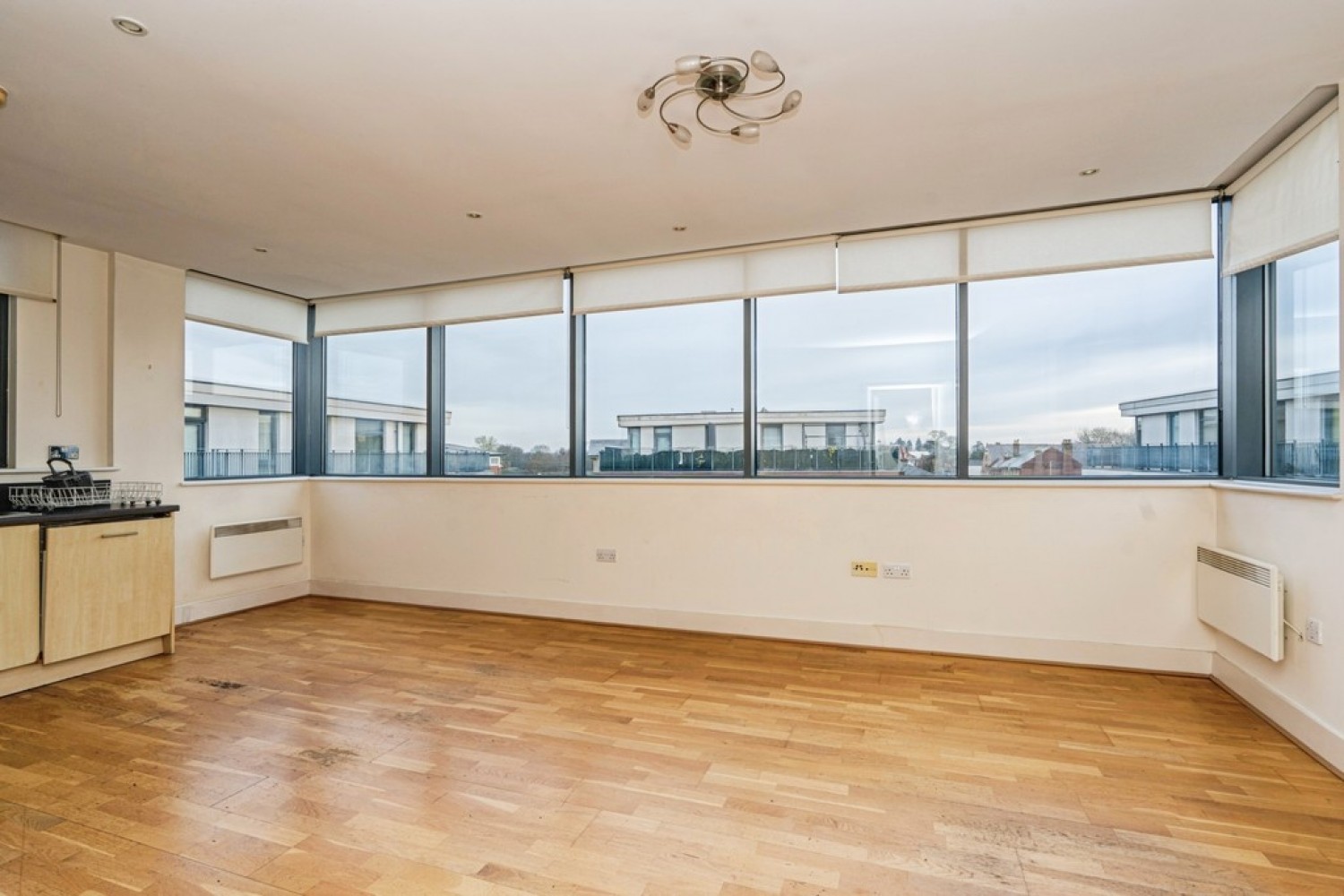 2 bedroom Flat for Sale Guildford Street, Chertsey, Surrey