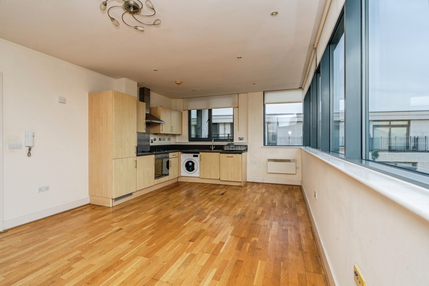 2 bedroom Flat for Sale Guildford Street, Chertsey, Surrey