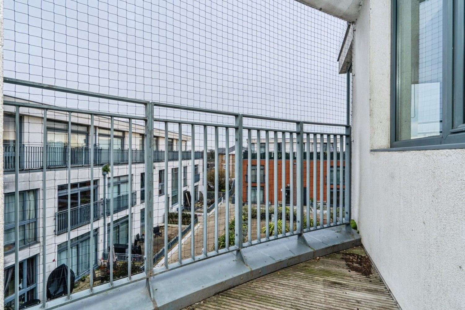 2 bedroom Flat for Sale Guildford Street, Chertsey, Surrey