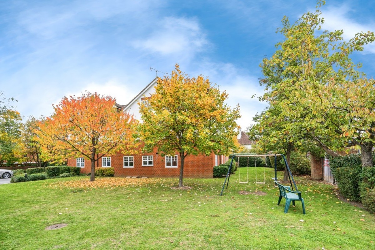 Kingsway, Woking, Surrey