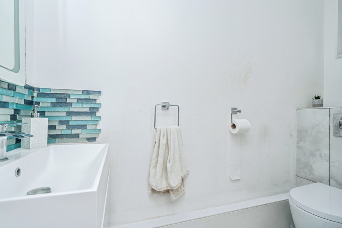 Shilburn Way, Woking, Surrey