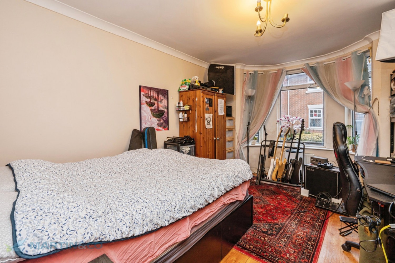 3 bedroom House in Portugal Road, Woking, Surrey