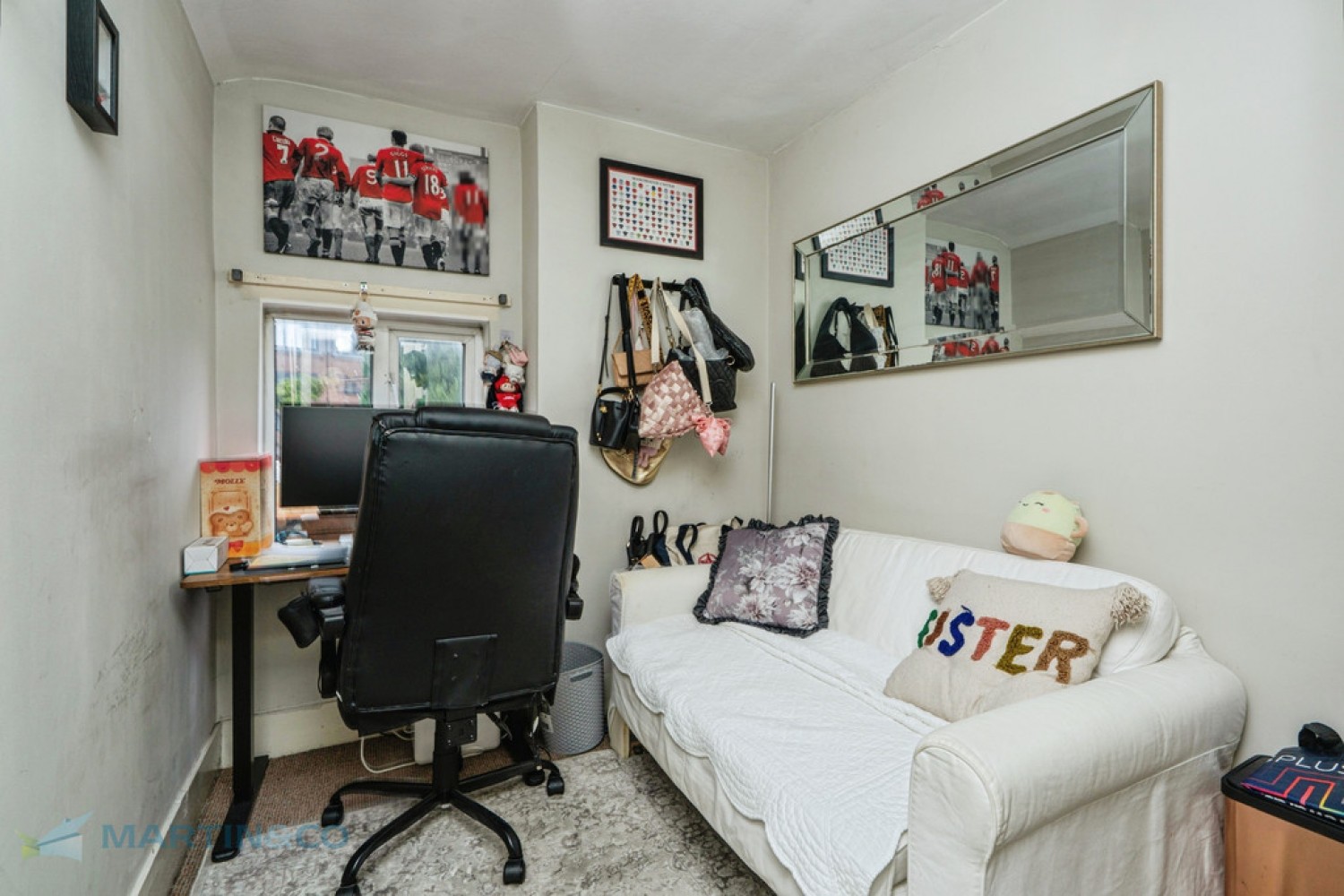 3 bedroom House in Portugal Road, Woking, Surrey