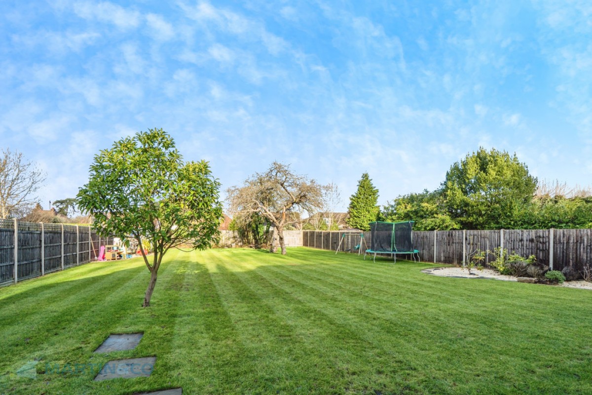 Bonsey Lane, Woking, Surrey