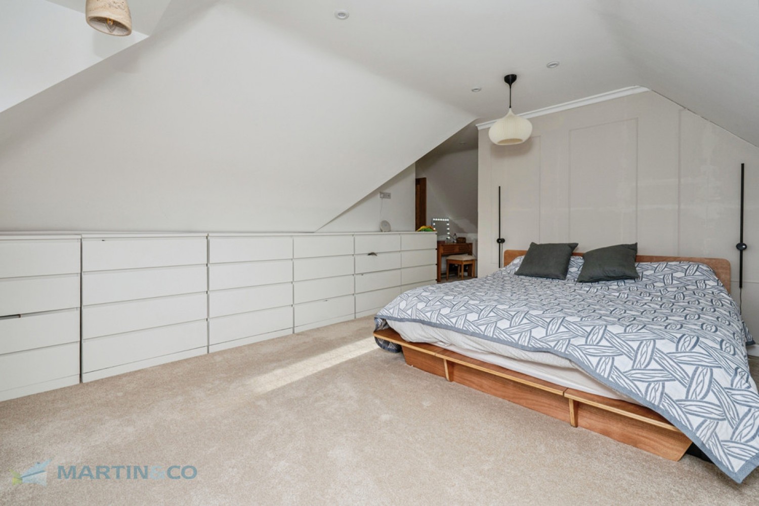 5 bedroom House in Bonsey Lane, Woking, Surrey