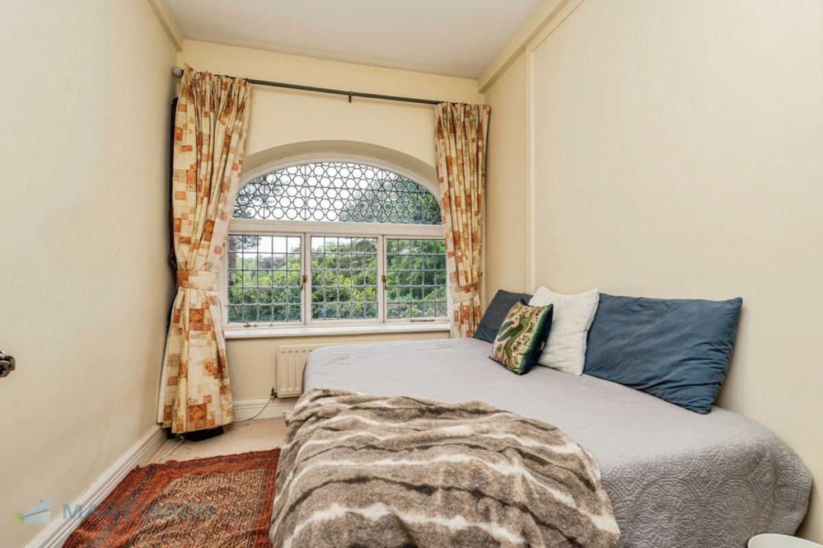 The Ridge, Woking, Surrey