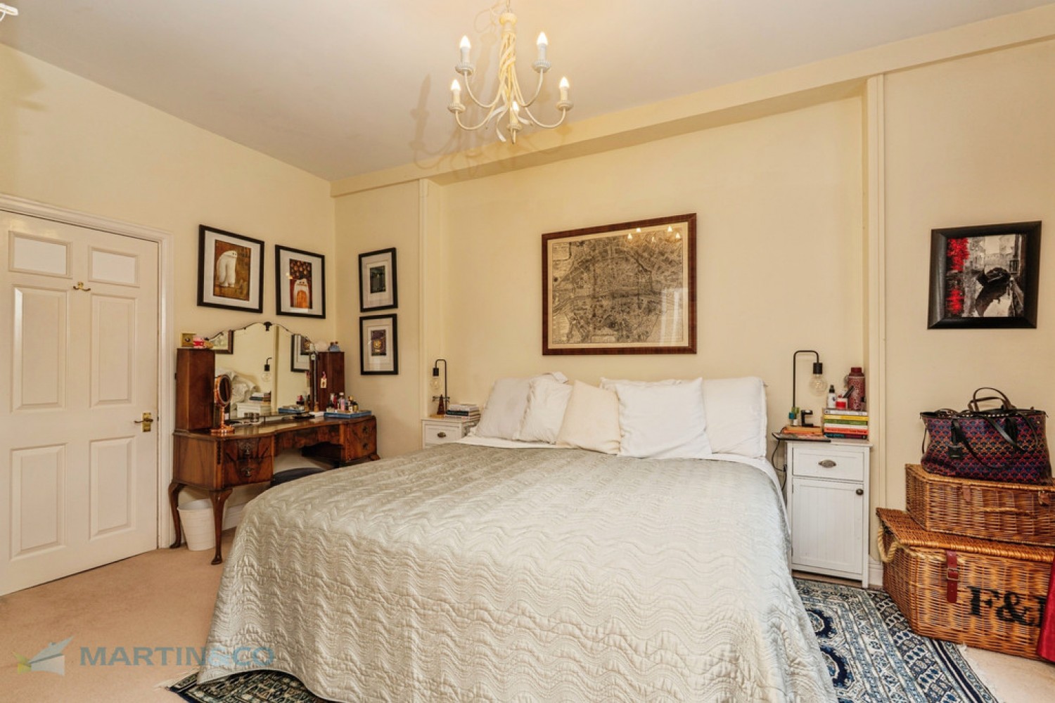 3 bedroom Flat for Sale The Ridge, Woking, Surrey