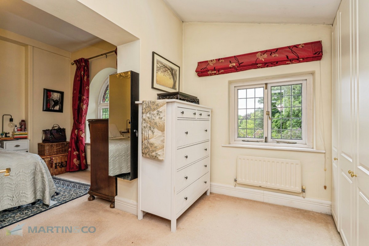 The Ridge, Woking, Surrey