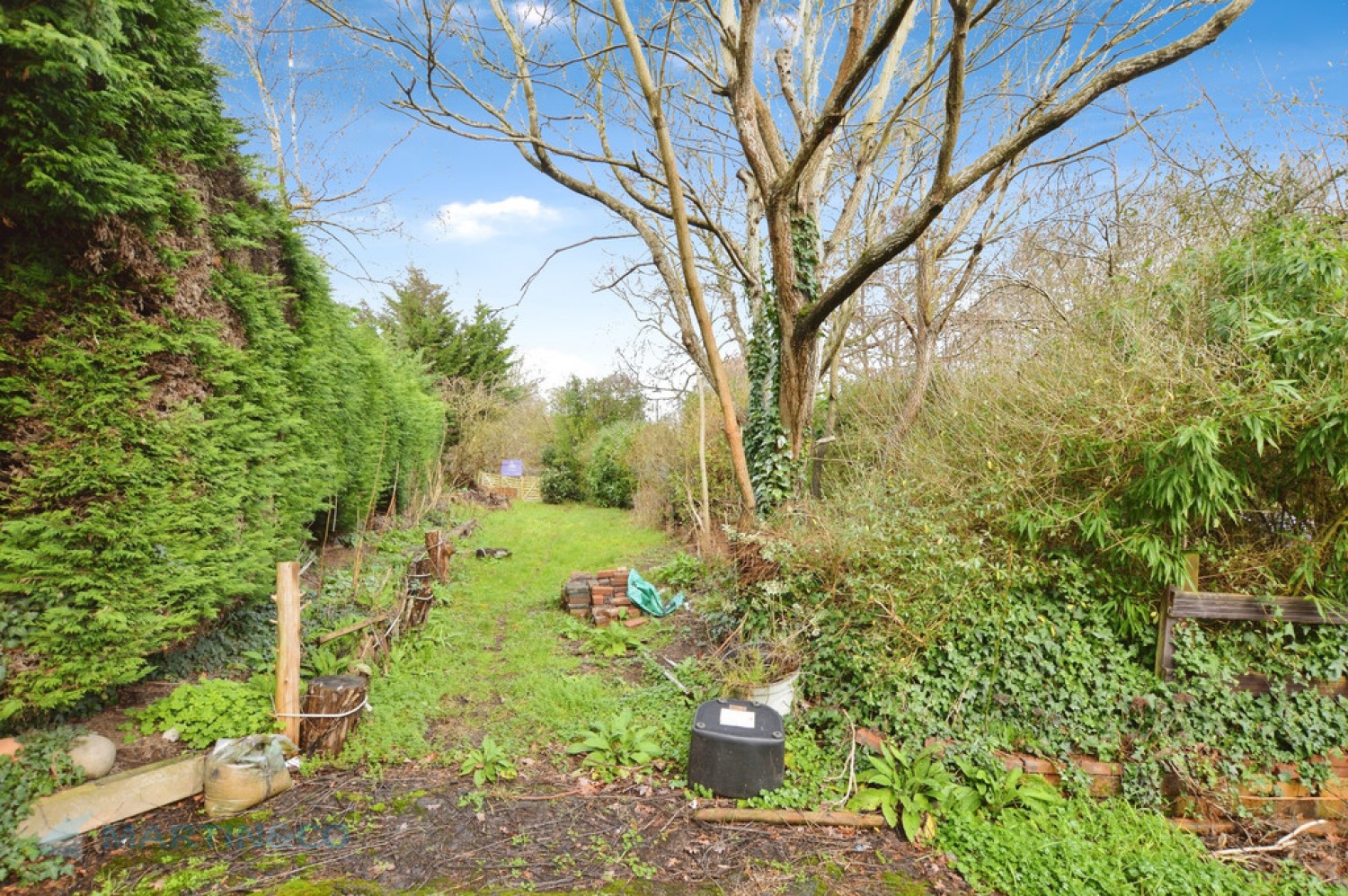 3 bedroom House for Sale Send, Woking