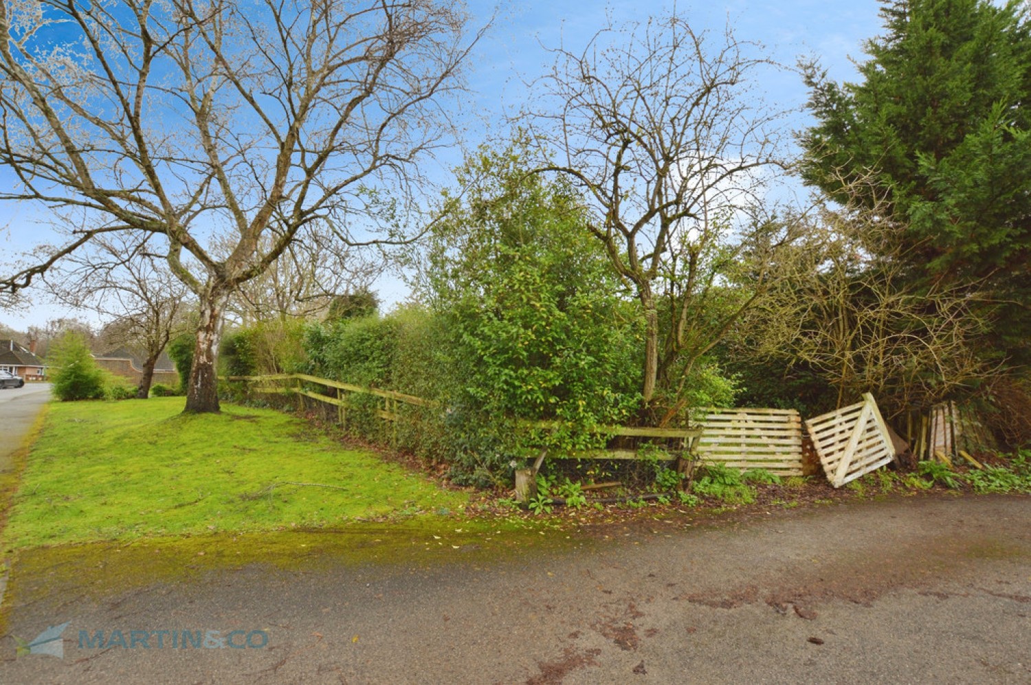 3 bedroom House for Sale Send, Woking