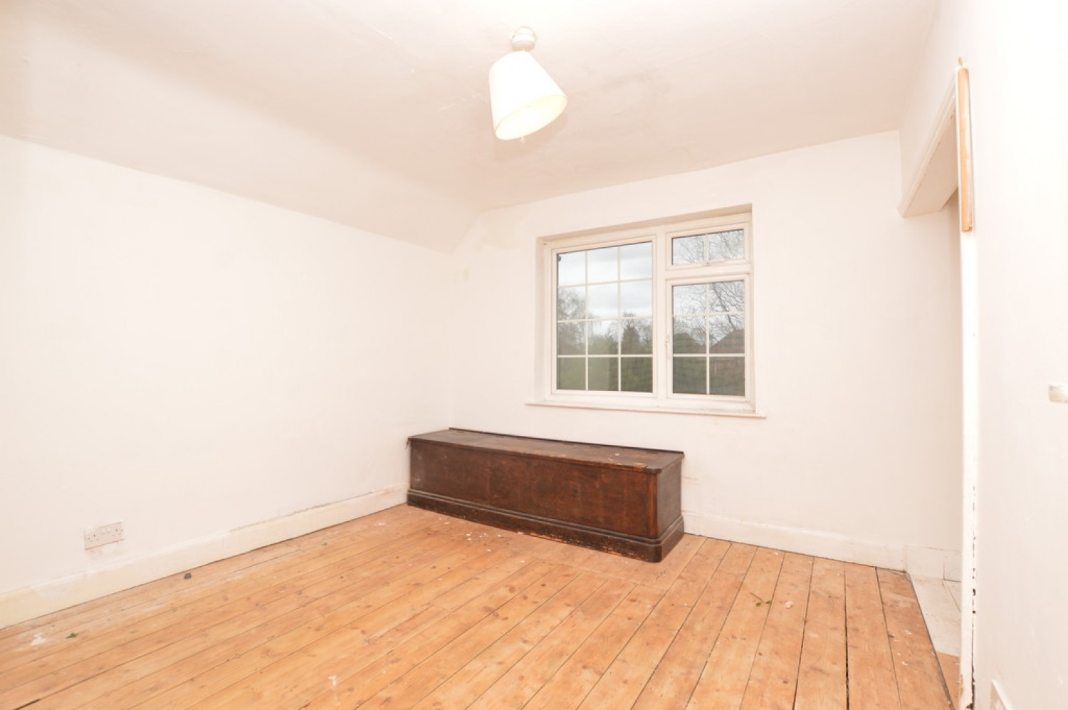 3 bedroom House for Sale Send, Woking