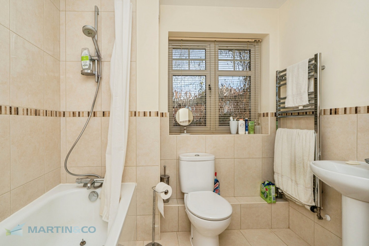 1 bedroom Flat for Sale College Road, Woking, Surrey