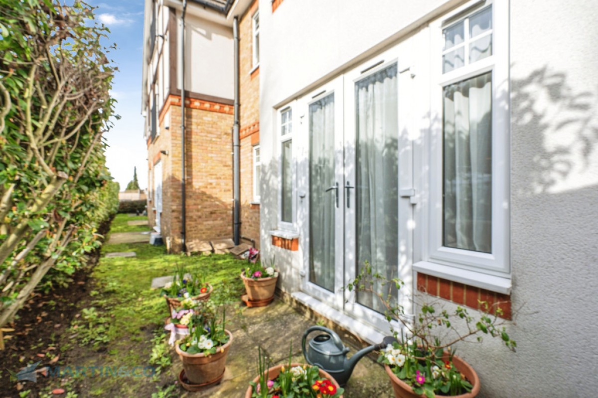 College Road, Woking, Surrey