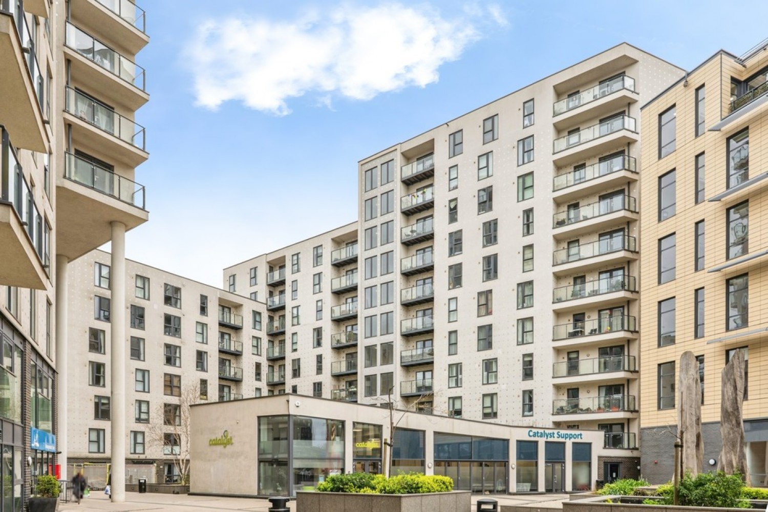 2 bedroom Flat for Sale Guildford Road, Woking, Surrey