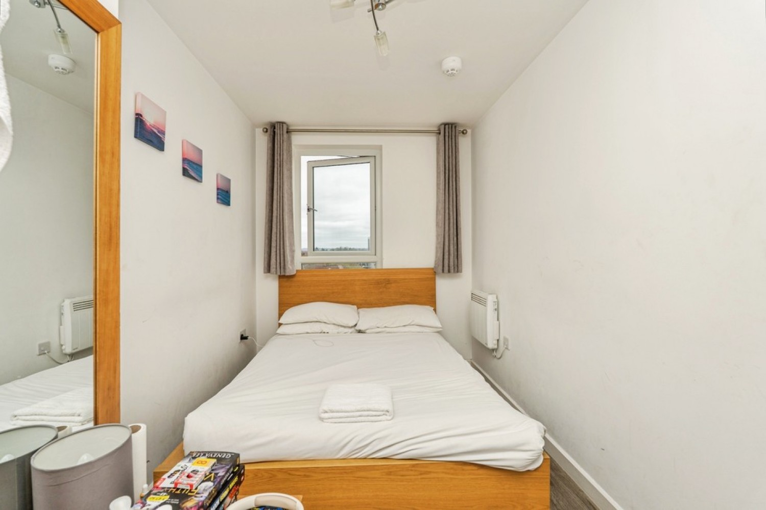 2 bedroom Flat for Sale Guildford Road, Woking, Surrey