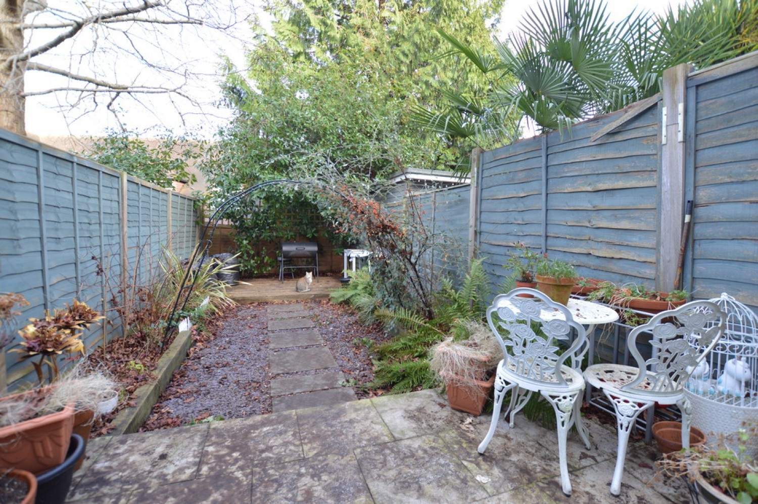 3 bedroom House for Sale Lavender Road, Woking, Surrey