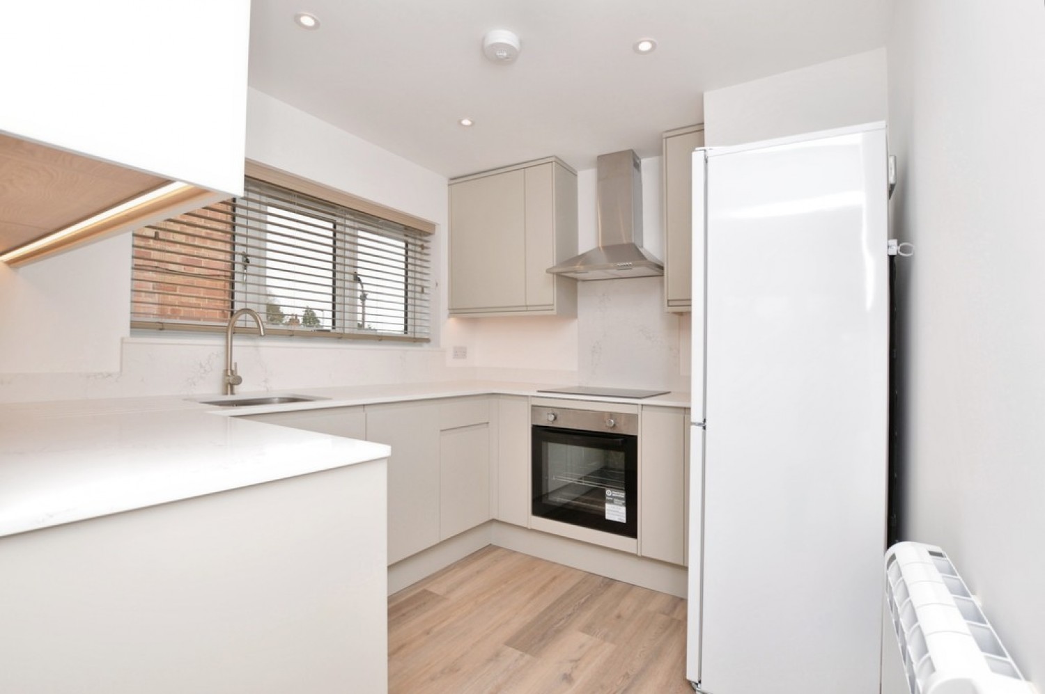 2 bedroom Flat for Letting Horsell, Woking, Surrey