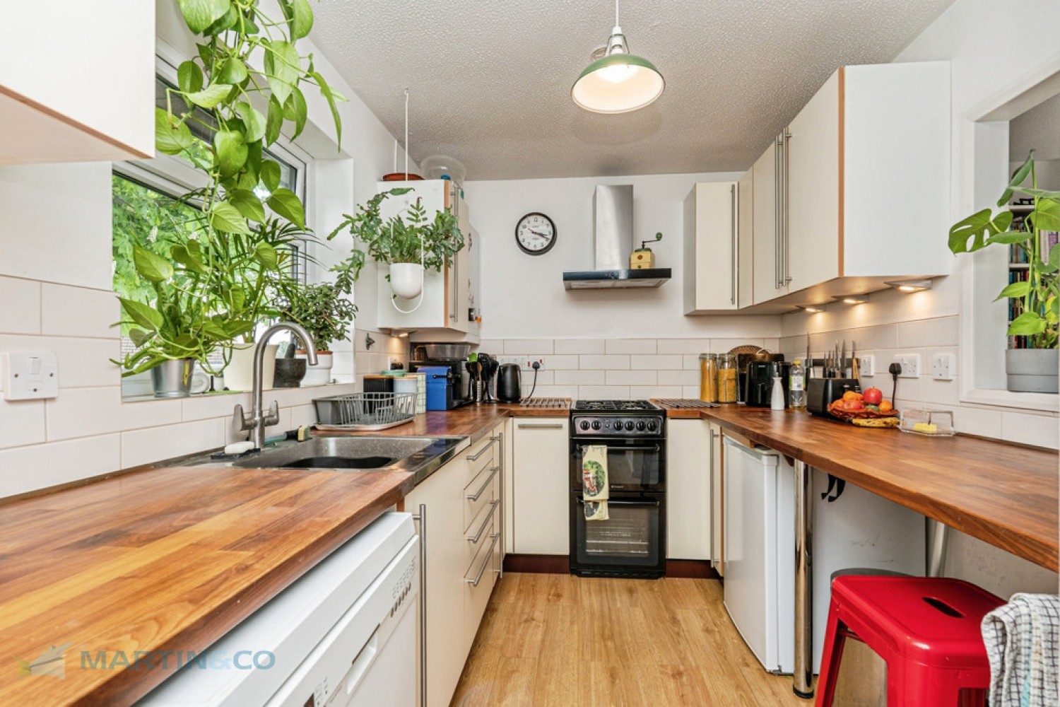 1 bedroom Flat for Sale Woking, Surrey