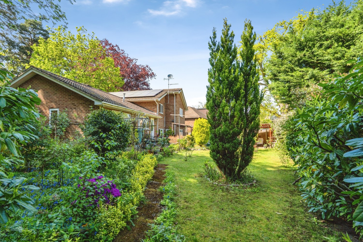 5 bedroom House for Sale Onslow Crescent, Woking, Surrey
