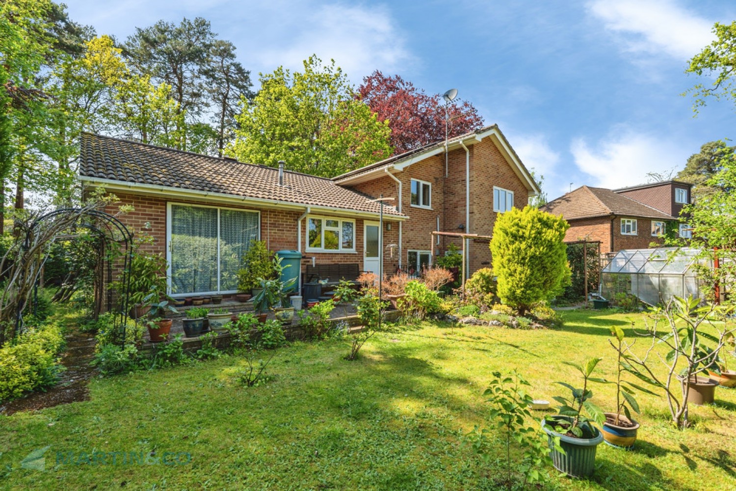 5 bedroom House for Sale Onslow Crescent, Woking, Surrey
