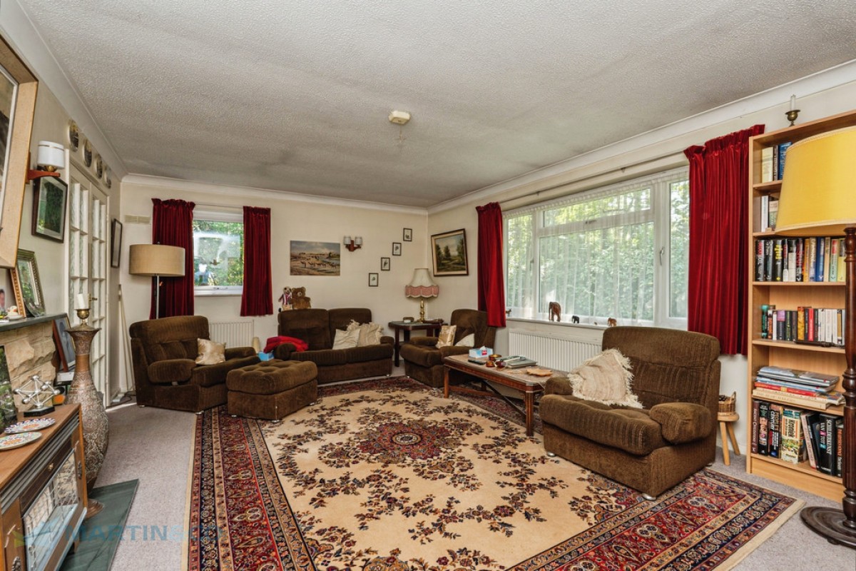 Onslow Crescent, Woking, Surrey