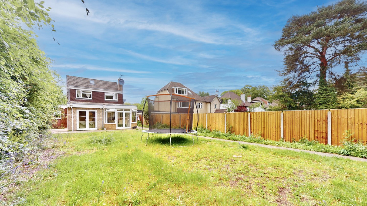 5 bedroom House for Sale Oriental Road, Woking, Surrey