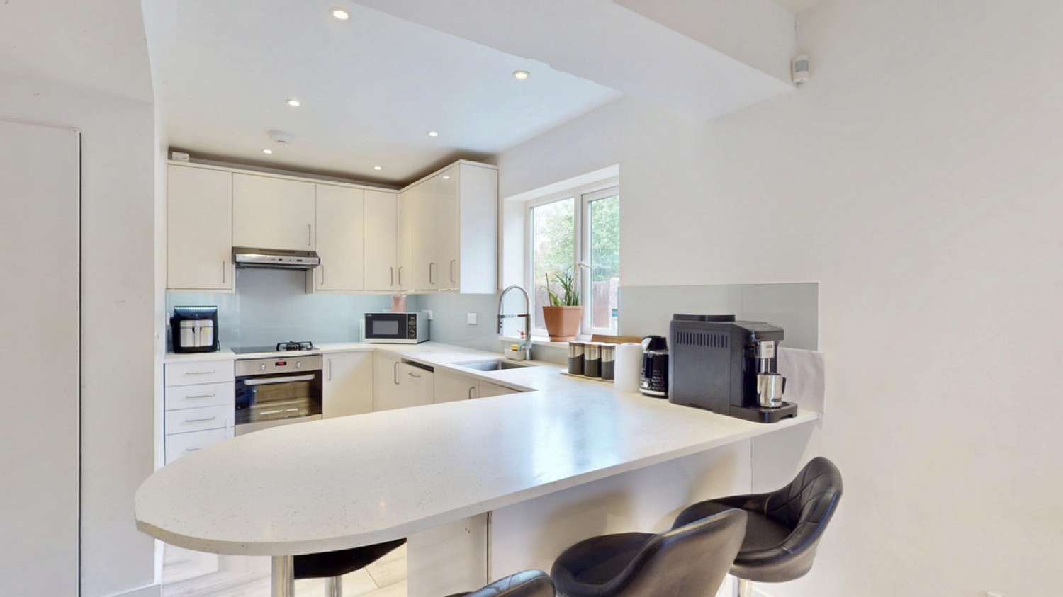 5 bedroom House for Sale Oriental Road, Woking, Surrey
