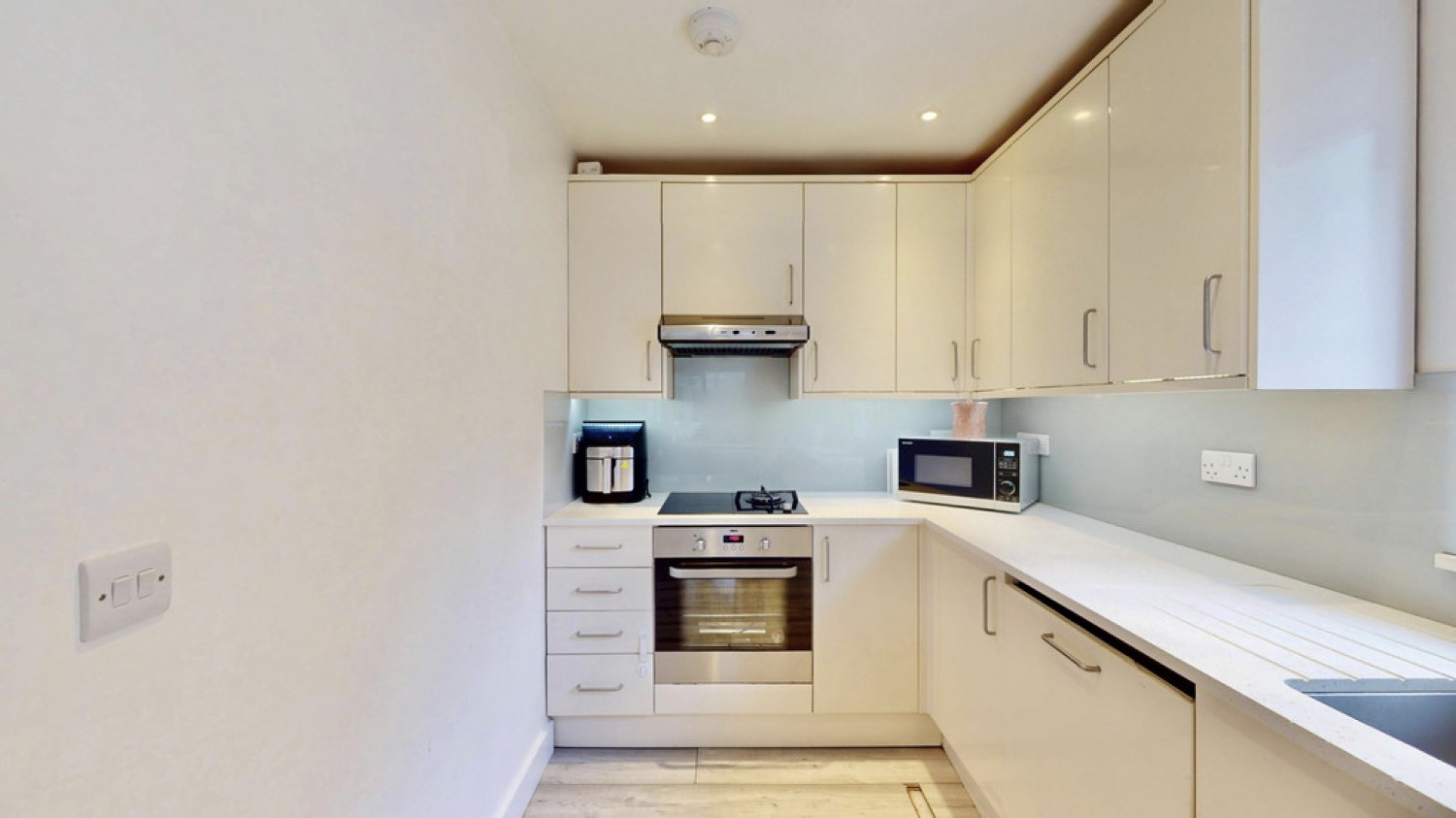 5 bedroom House for Sale Oriental Road, Woking, Surrey