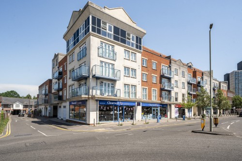 Metro Apartments, Woking, Surrey