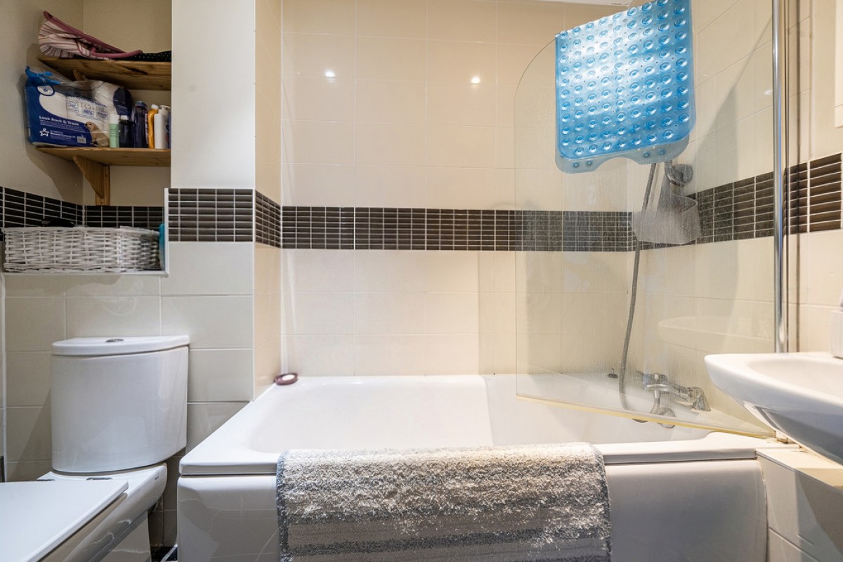 Metro Apartments, Woking, Surrey