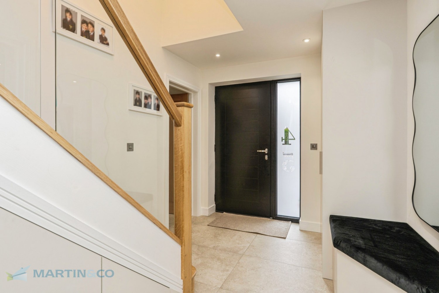 4 bedroom House for Sale Bassett Road, Woking, Surrey
