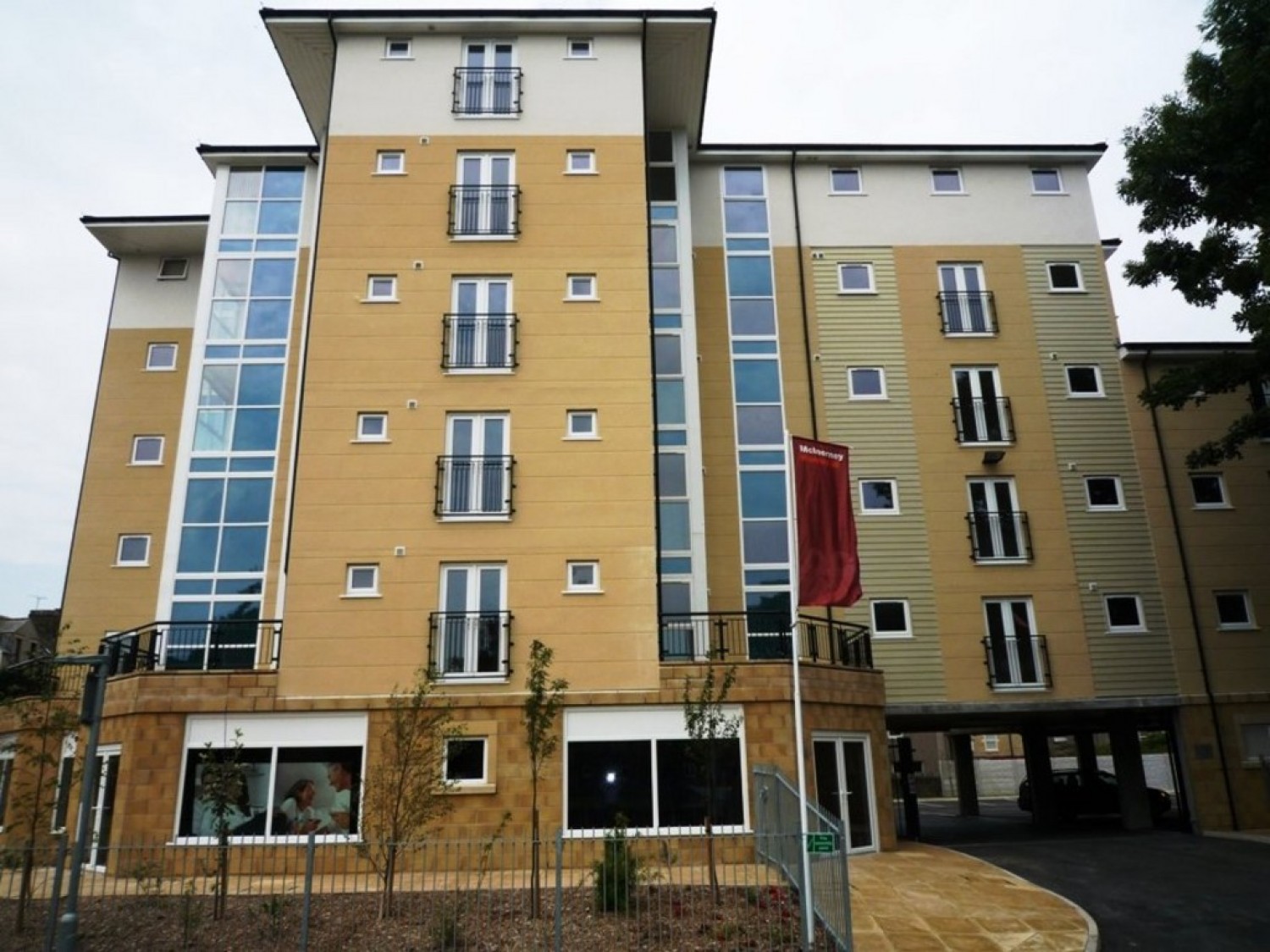 2 bedroom Flat for Letting Queen Square, Morecambe