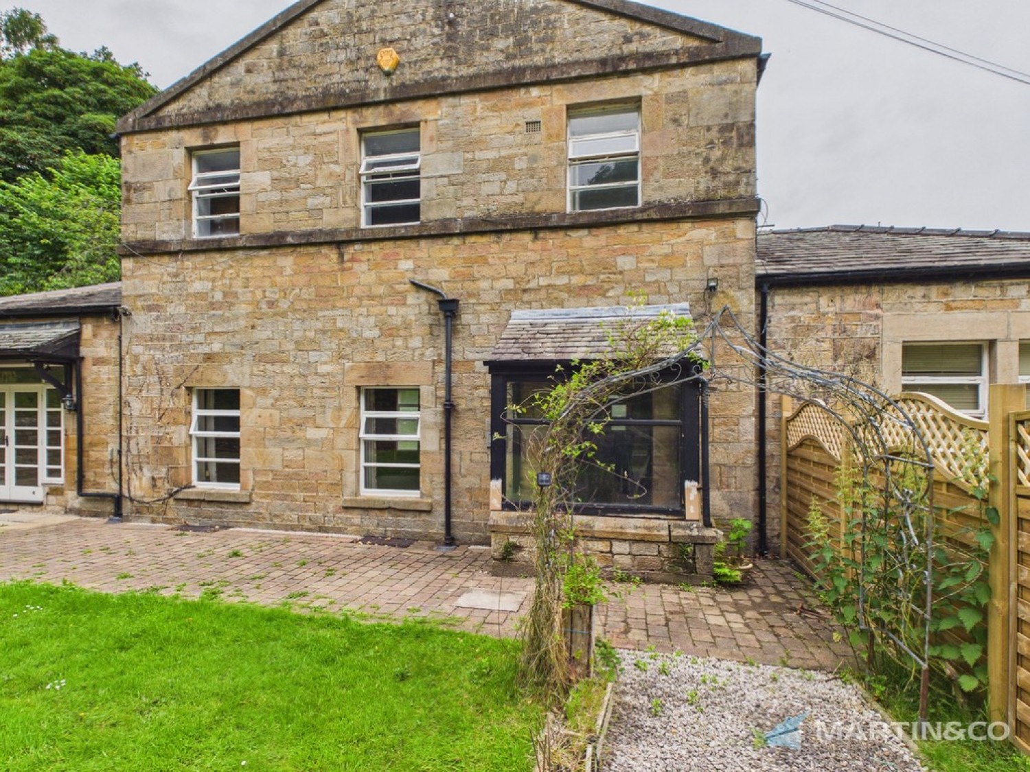 3 bedroom House for Letting Quernmore Park Hall