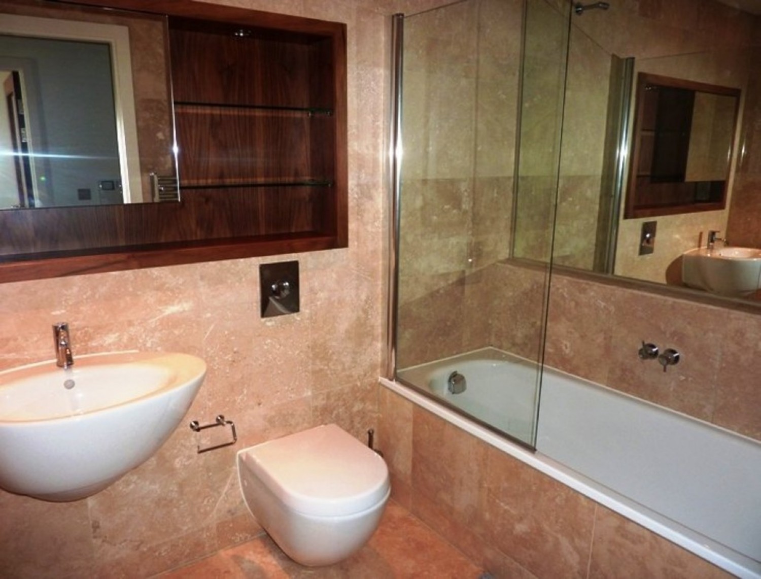 City Loft, Salford Quays, M50