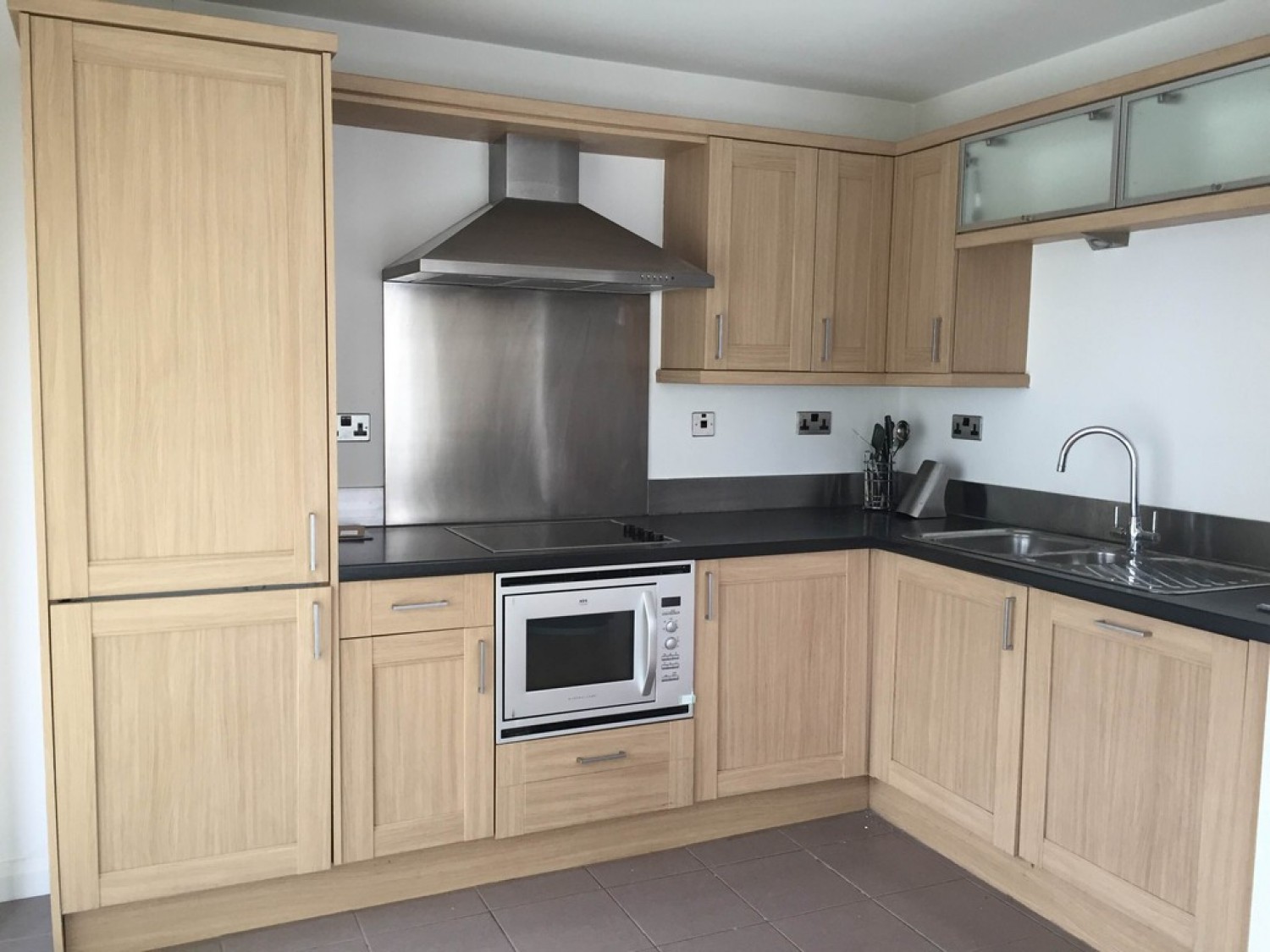 XQ7, Taylorson Street South, Salford, M5